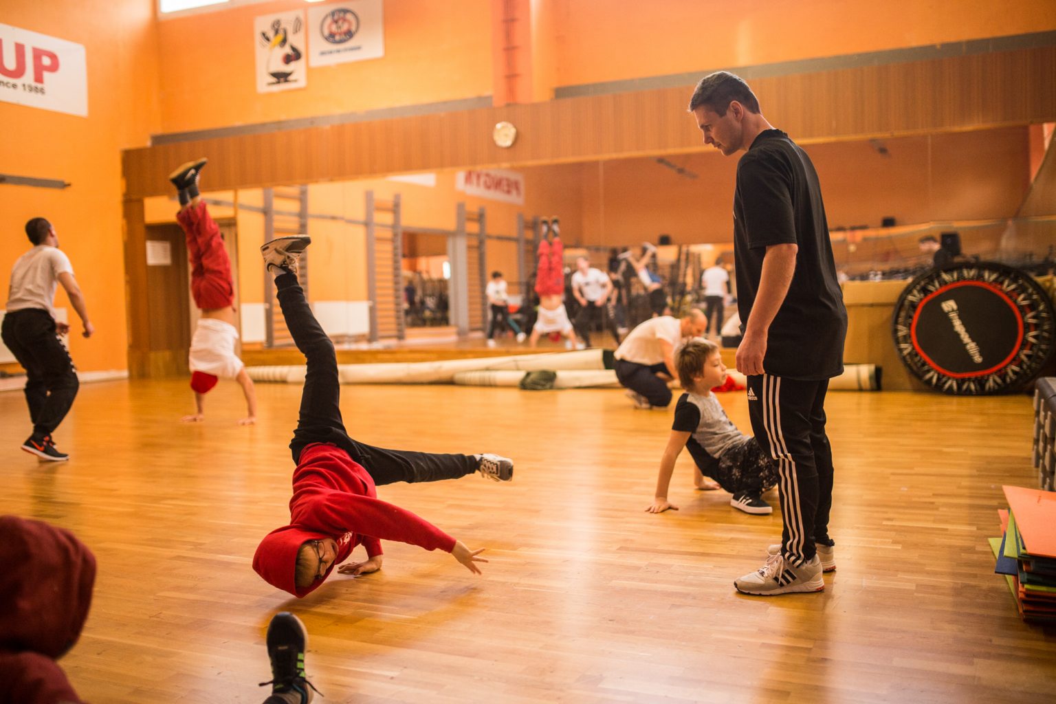 tr-ningov-tipy-pre-b-boys-a-b-girls-2-as-hudba-podlaha