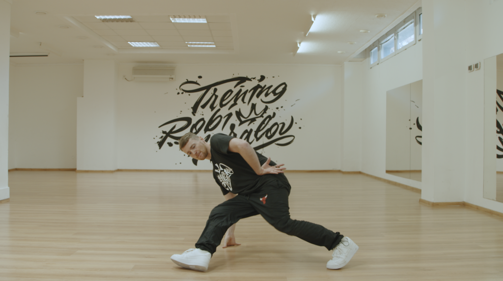 Footwork | Kick Out | Tutoriál Škola Breaku - Škola Breaku